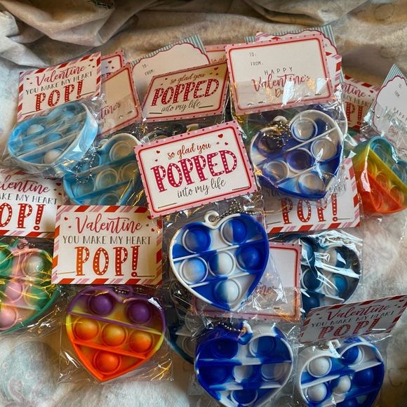 Valentines Day pop it with name card - Picture 1 of 2